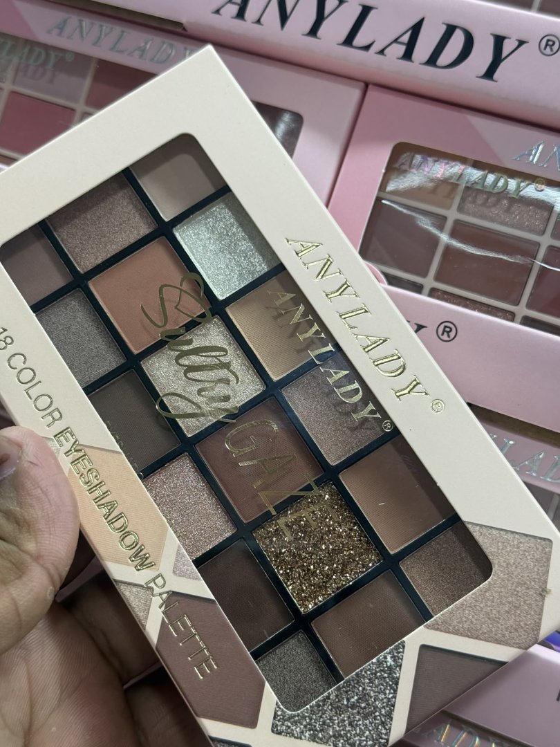 ANY LADY 18 COLOR EYESHADOW AN:8391 ANY LADY 18 COLOR EYESHADOW AN:8391 - Image 1