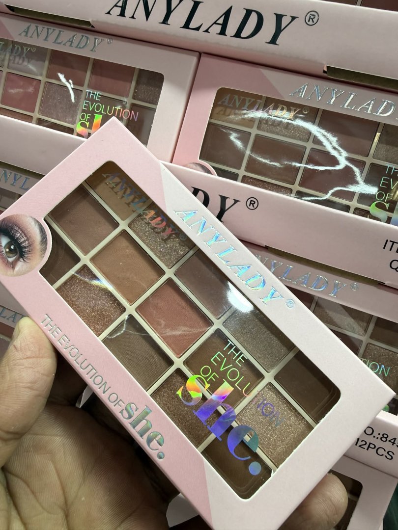 ANY LADY EVOLUTION OF SHE 15 COLOR EYESHADOW NO:8452 ANY LADY EVOLUTION OF SHE 15 COLOR EYESHADOW NO:8452 - Image 1
