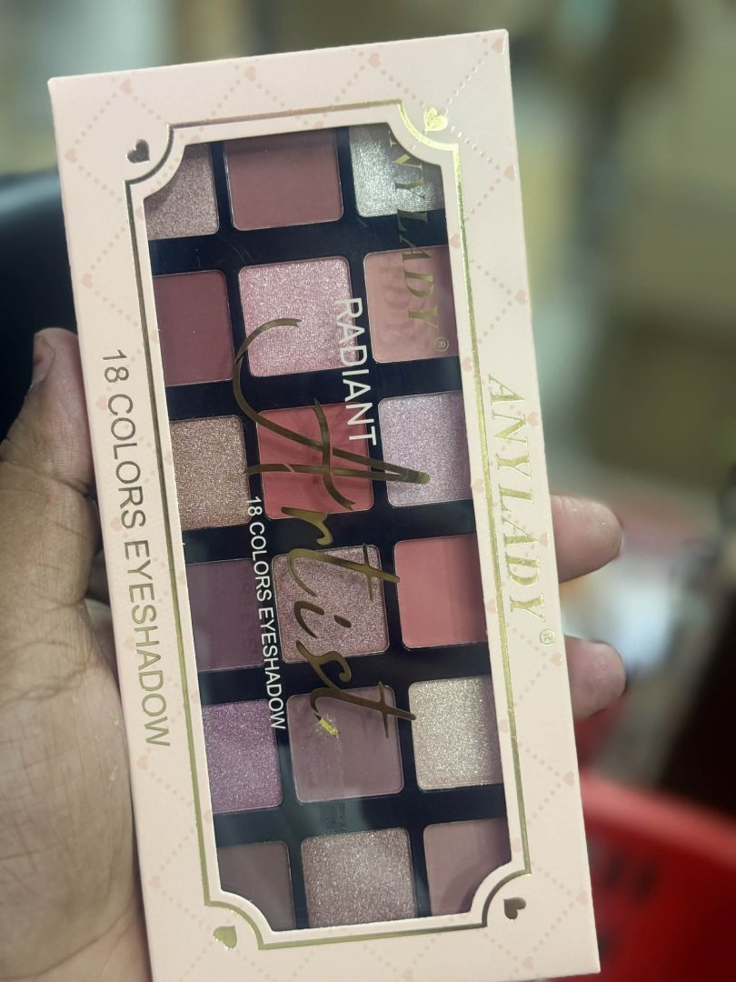 649497923_1237933895151802_6435623975237794768_n ANYLADY RADIANT ARTIST 18 COLOR EYESHADOW NO:8580 - Image 1