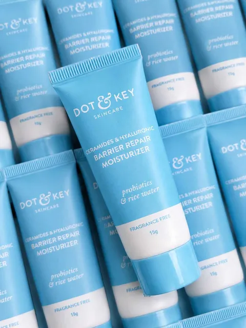 718150522_4276331109344062_294833641003210517_n DOT & KEY Barrier MOISTURIZER 15G - Image 1