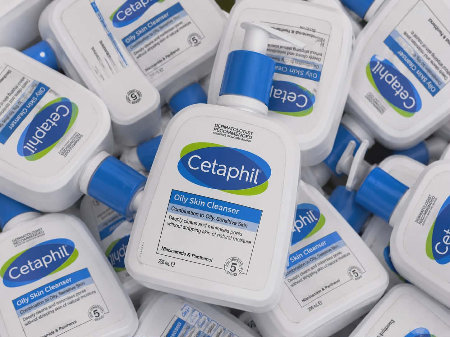 722908548_985268611157029_2510750612343059366_n CETAPHIL OILY SKIN CLEANSER 236ML - Image 1
