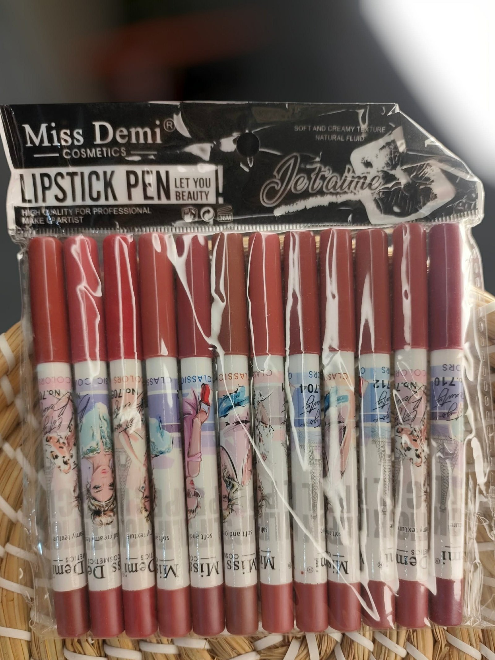 725546680_1001173632320580_4623021772278187320_n MISS DEMI LIPSTICK PENCIL MIX - Image 1