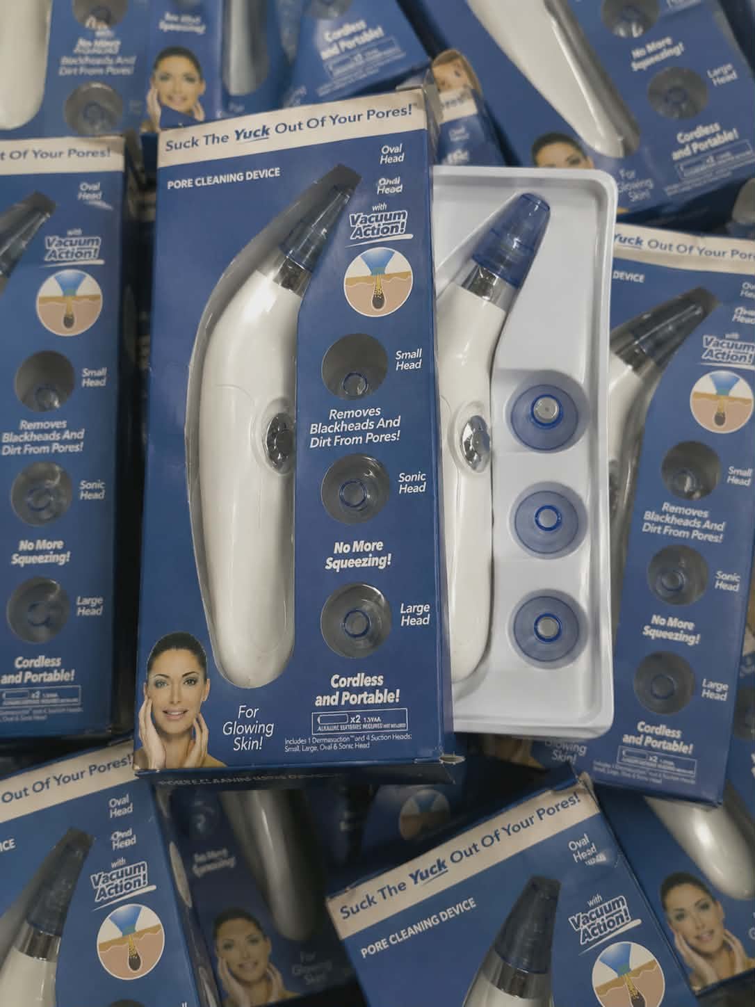 725965456_2018847432354923_8205677933355504844_n PORE CLEANING DEVICE - Image 1
