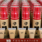 W7 HD FOUNDATION  30ML