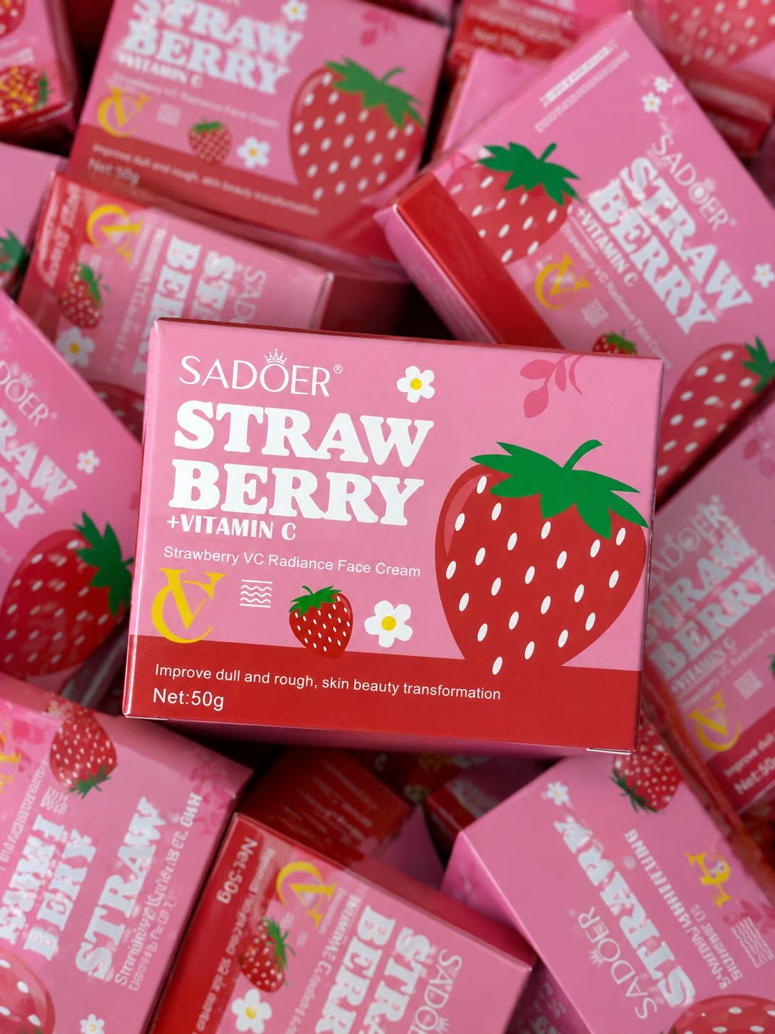 736845427_1689607388928497_4931395590756228584_n SADOER STRAWBERRY VITAMIN C CREAM 50G - Image 1